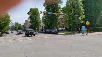 Police Chase through Allen Street and Delaware Ave