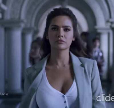 Esha Gupta