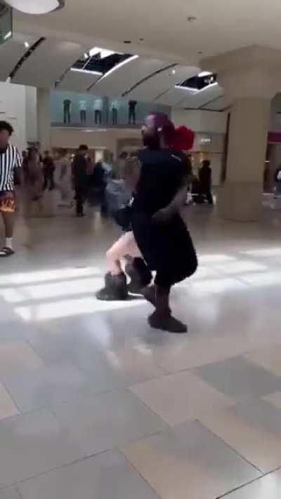 Turning the shopping centre into WWE