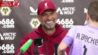 Wholesome moment between Klopp and a young fan after the win at Wolves