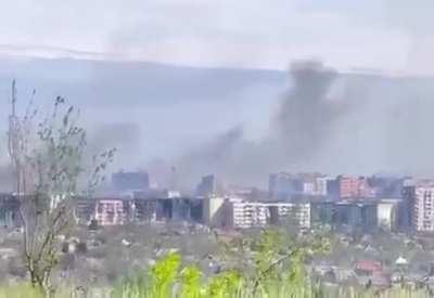 Ukrainians are looking down on Bakhmut from the high ground.