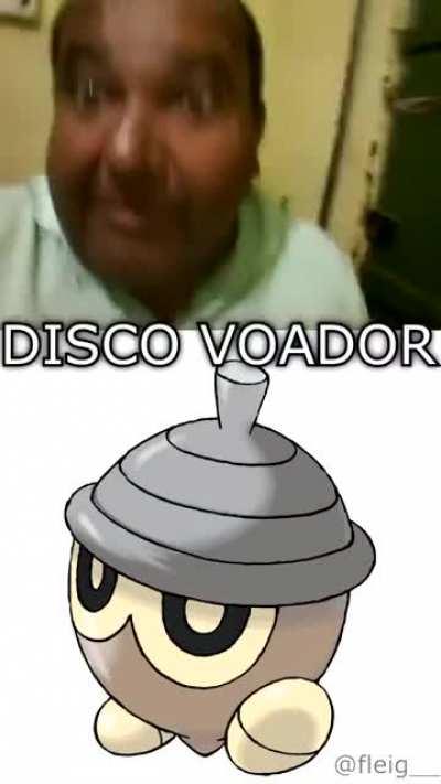 Ednaldo Pereira dando nomes para pokemon