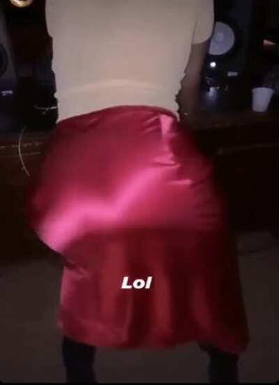 Rita twerking