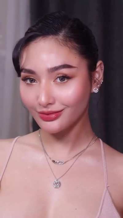 Sachzna Laparan