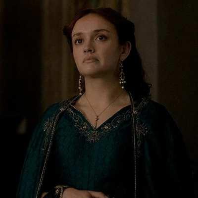 Olivia Cooke.