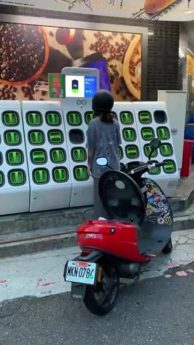 Electric scooter battery swap in Taiwan