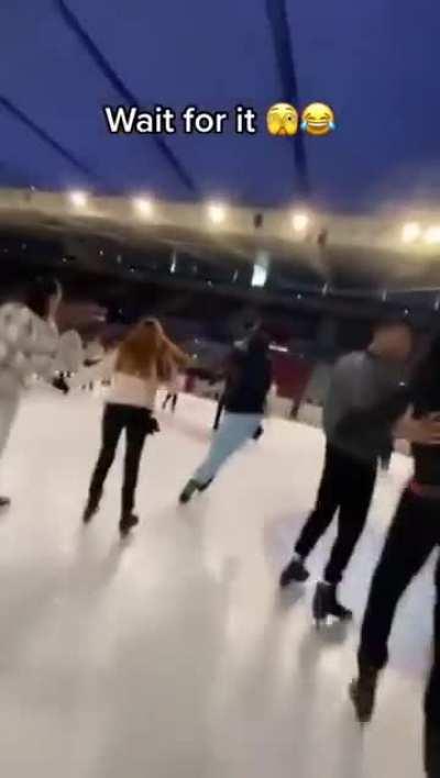 Speed skating between a bunch of people