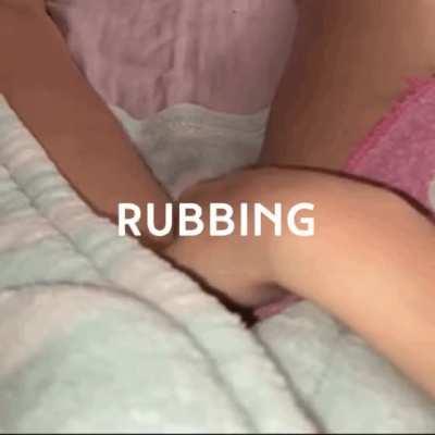 Good goonettes never stop rubbing! 😈🥰🤗