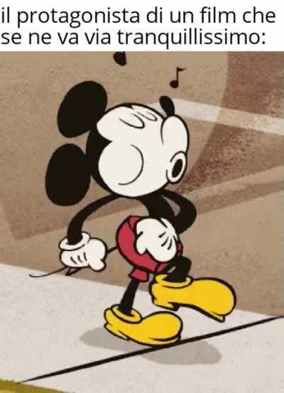 Topolino che cammina