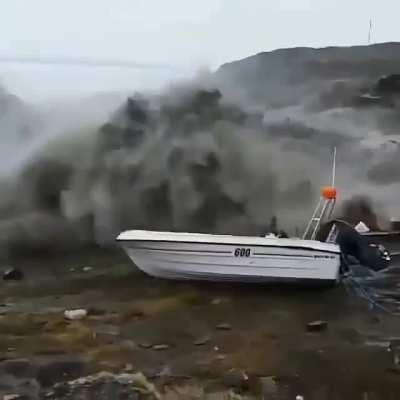 Tsunami in Greenland