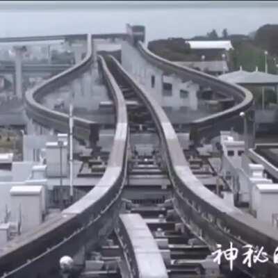 The incredible precision engineering of monorails in Osaka, Japan