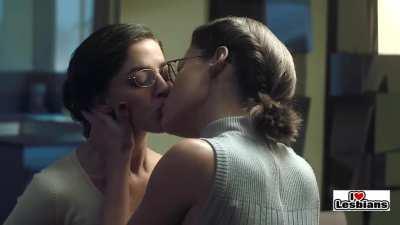 Olivia Thirlby & Rachael Taylor (The White Orchid - Scene #3) *NO MUSIC*