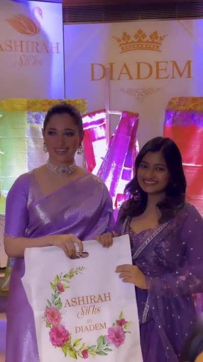 Tamannah in saree 🫣