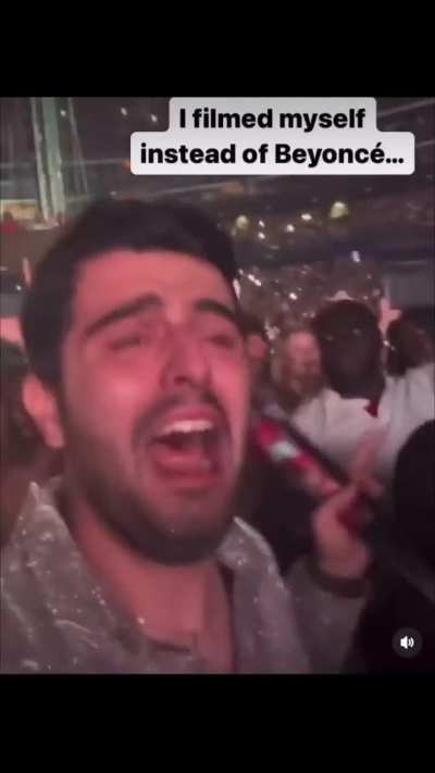 Nice reaction video of you in Beyoncé's concert 👍👍