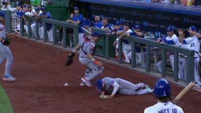 Watch: Pete Alonso gets hit in the face as he tries to catch a ball vs