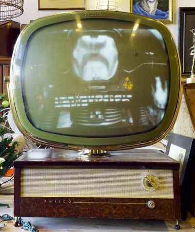 After 13 years I finally fulfilled my dream of owning a 1958 Philco Predicta (Radiation King) and playing Fallout on it. It’s dark. It’s nearly impossible to read anything. And it’s still one of the coolest things I’ve ever done. Enjoy the Yes Man ending.