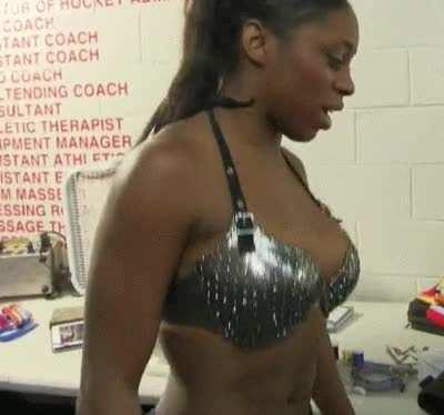 Naomi (WWE)