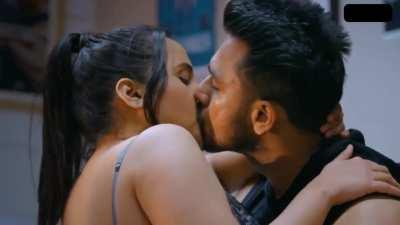 Aliya Naaz , Manisha Jain HOT Boobs Kissing Sex Scene In Takk Ep 02 Ullu