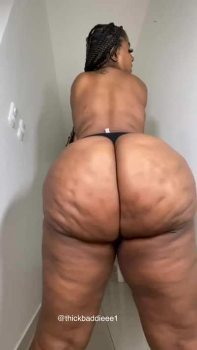 Do you like thick women?