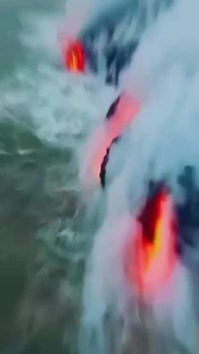 Magma flowing into the Pacific Ocean, Hawaii