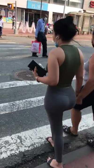 Sexy ass Latina Milf in grey leggings