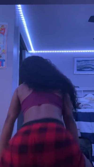 twerkingvideo - Video #8528