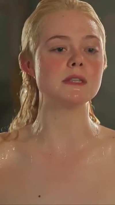 Elle Fanning - THE GREAT (Series)