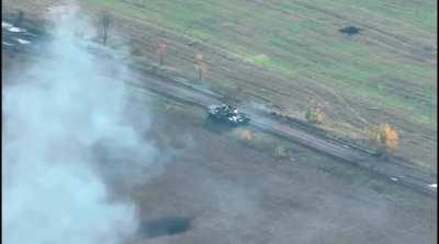 The Ukrainian 95th bridge taking out a Russian t72b3, one crew member escapes. September 2022.