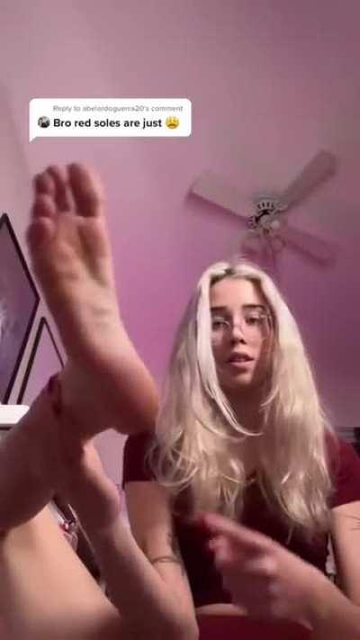 dirtyfeetgir11