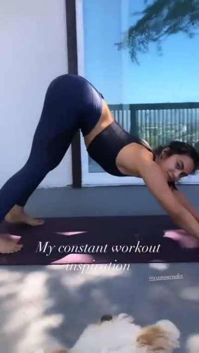 Camila Mendes twerks in tight pants