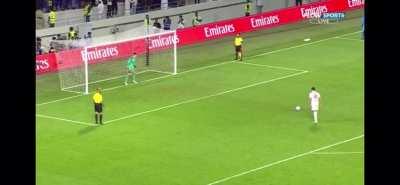 Ryan Cherki panenka attempt in penalty shootout, Arsenal win shootout 2-1