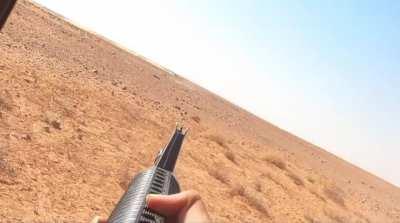 Today, Iraqi tribesmen of Al Jighaifa were on a hot pursuit with their Toyotas chasing 3 isis pickup Vehicles in Anbar desert, the vehicles were heading towards Hawran valley were most isis remnants are believed to be hiding. One of the pickup got destroy