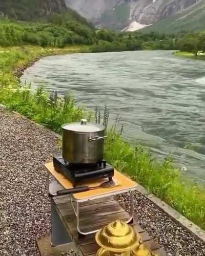 Camping in Stryn in Norway looks amazing