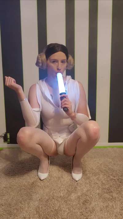 Would you let me play with your lightsaber? [F]