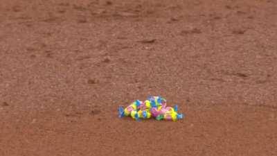 Ildemaro Vargas leaving Luis Arraez gum at second base (Nats vs. Marlins).