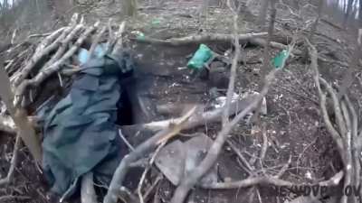 Russian troops stalking Ukrainian trenches