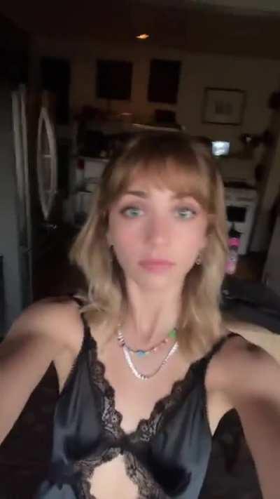 More from her TikTok (@emilysteaparty, 9-30-2021)