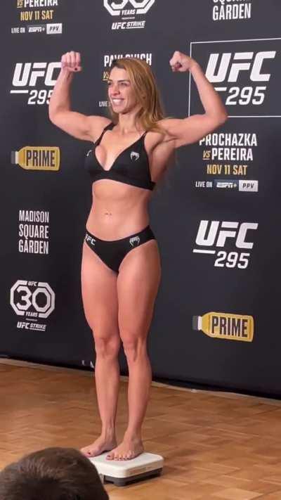 Mackenzie Dern’s weigh in