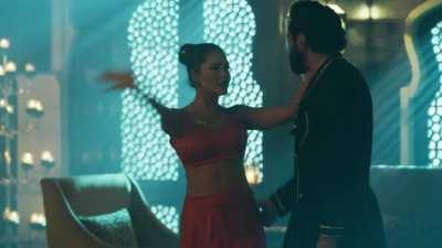 ðŸ”¥ Esha Gupta Hot Sensual Dance in Aashram S03E05 (2022) :...