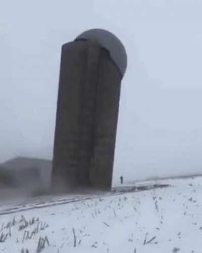 The way this silo fell