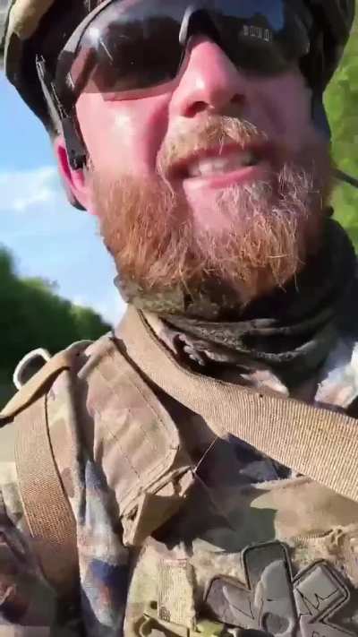 Ukrainian soldiers taking Russian POW's