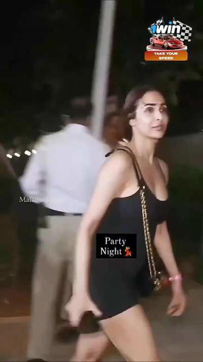 Malaika Running around in that Short black dress at night on roads totally gives n whore Vibes 