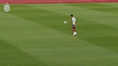 Thiago and Rodri ball skills at the Spanish National Soccer team practice