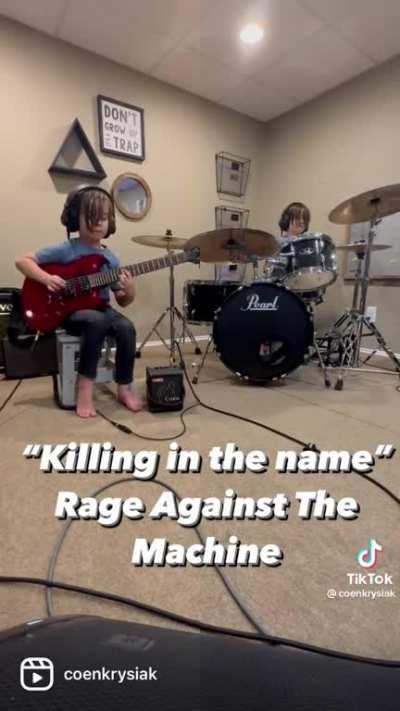 These kids are only 6 years old rocking out to RATM