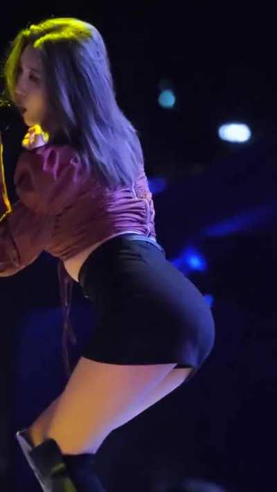 Sunmi 🍑