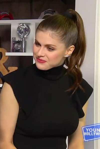 Alexandra Daddario is hot