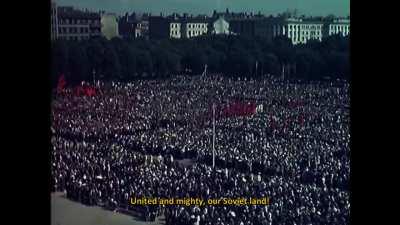 Anthem of the USSR - Worker's concert in Riga, Latvian SSR (1948)