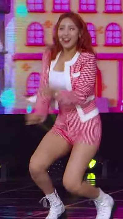 LIGHTSUM - Bouncy Chowon