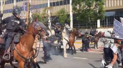 LAPD Vs Protesters Today