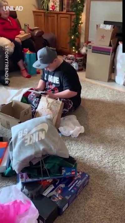 Child gets adopted by the family who took care of him for Christmas